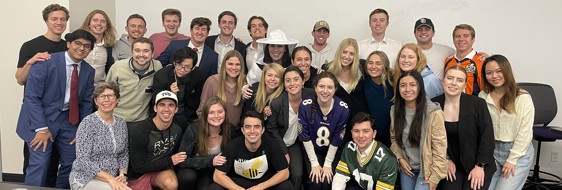 Section Image: Neeley Fellows Strategic Management Class 2021 