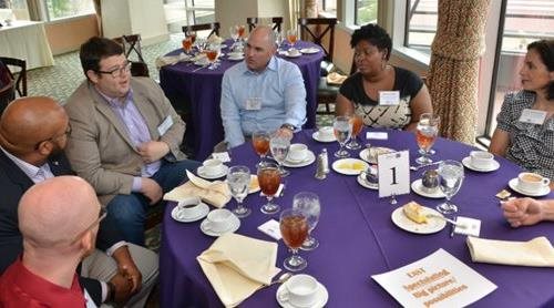 Can Leadership Be Taught? Here's How Neeley Does It