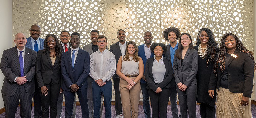 Chancellor Boschini, Student Government Leaders, Advisory Board Members and Ann Tasby