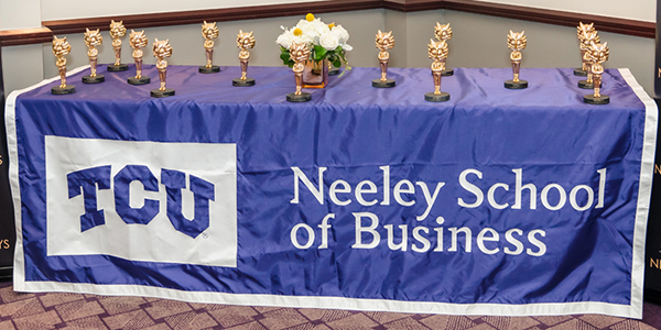 Table cloth with the Neeley logo