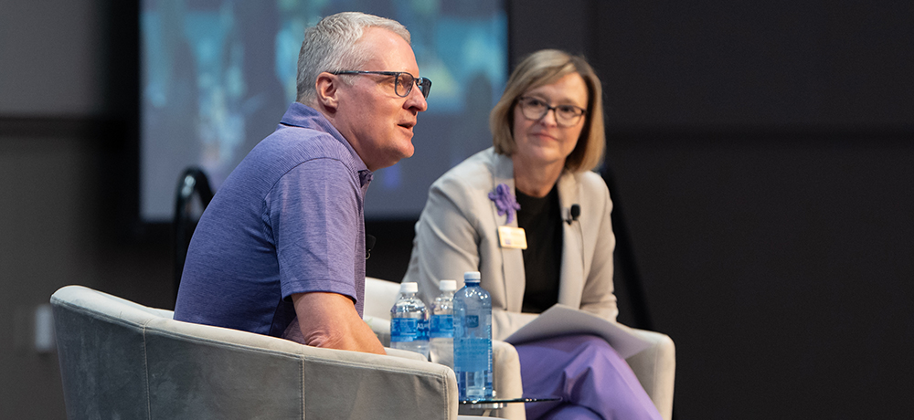 Eric Artz and Hettie Richardson on stage