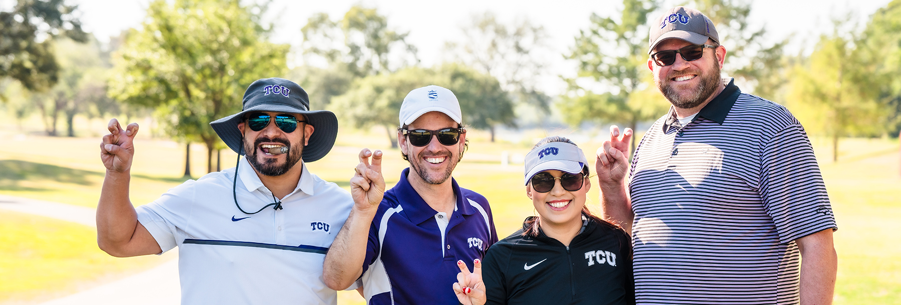 Section Image: Four-member EMBA golf team 